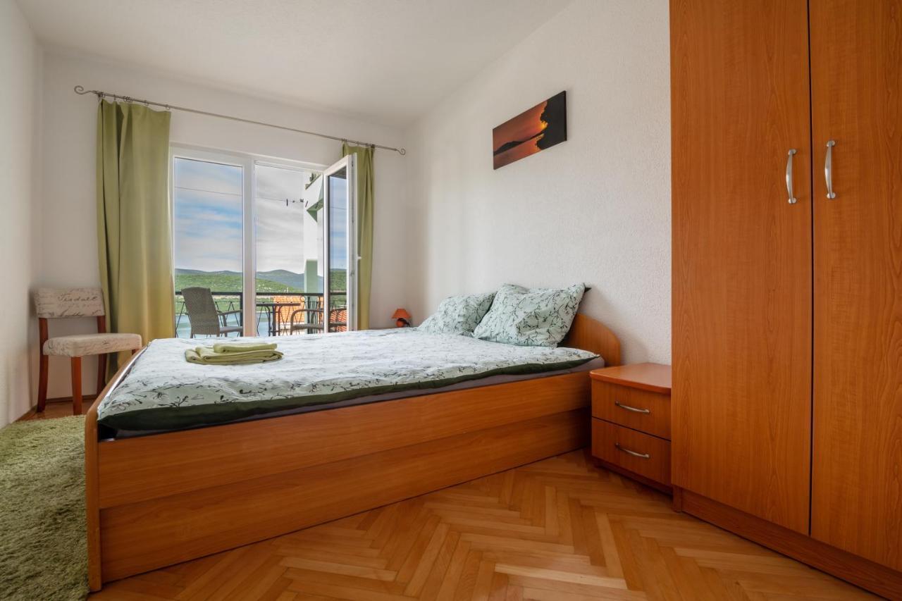 Apartments & Rooms Leon نيوم المظهر الخارجي الصورة