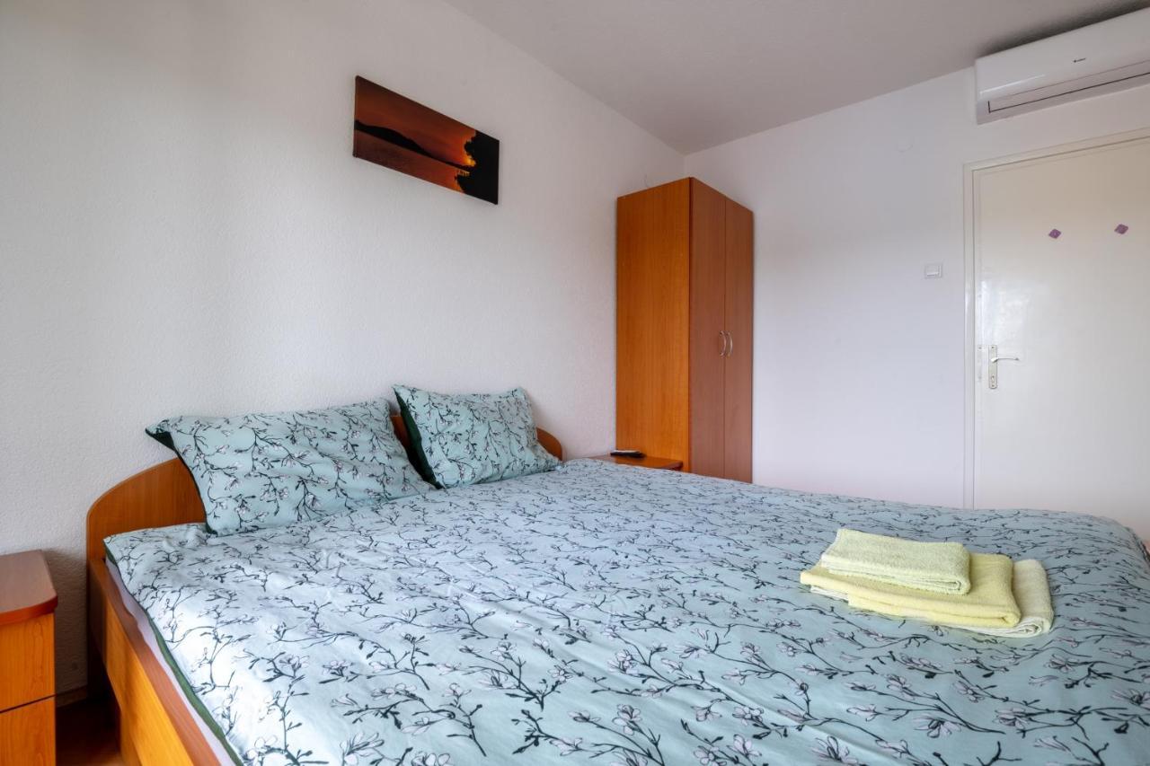 Apartments & Rooms Leon نيوم المظهر الخارجي الصورة