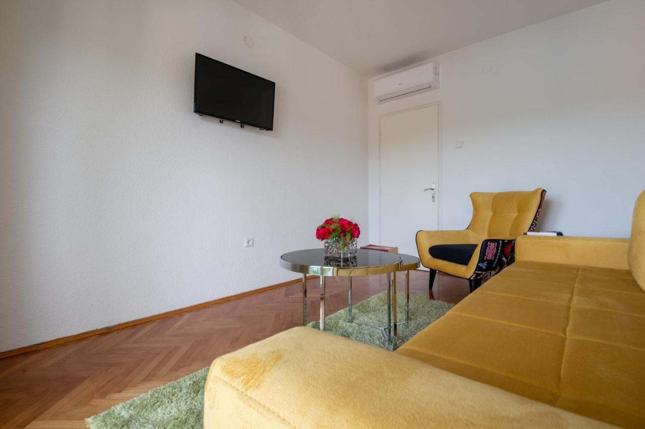 Apartments & Rooms Leon نيوم المظهر الخارجي الصورة