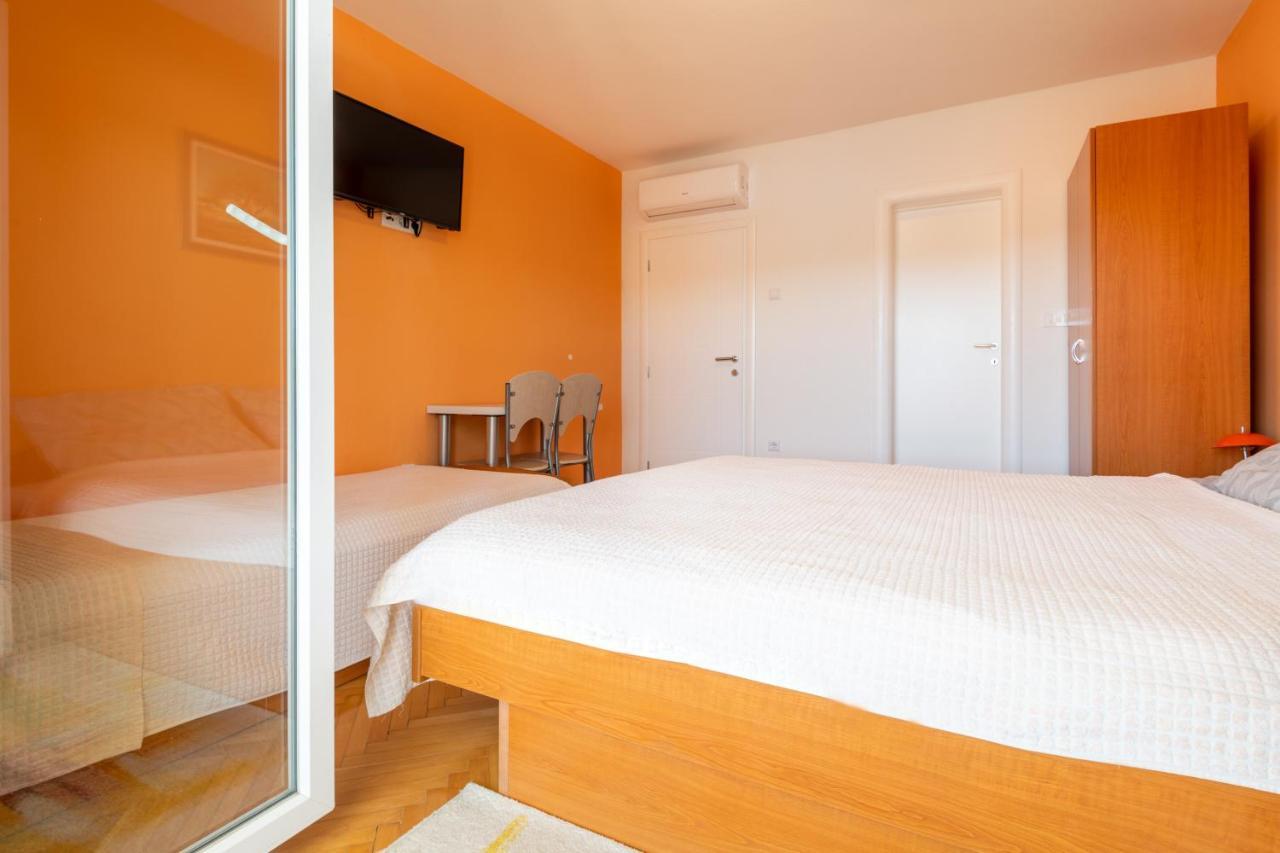 Apartments & Rooms Leon نيوم المظهر الخارجي الصورة