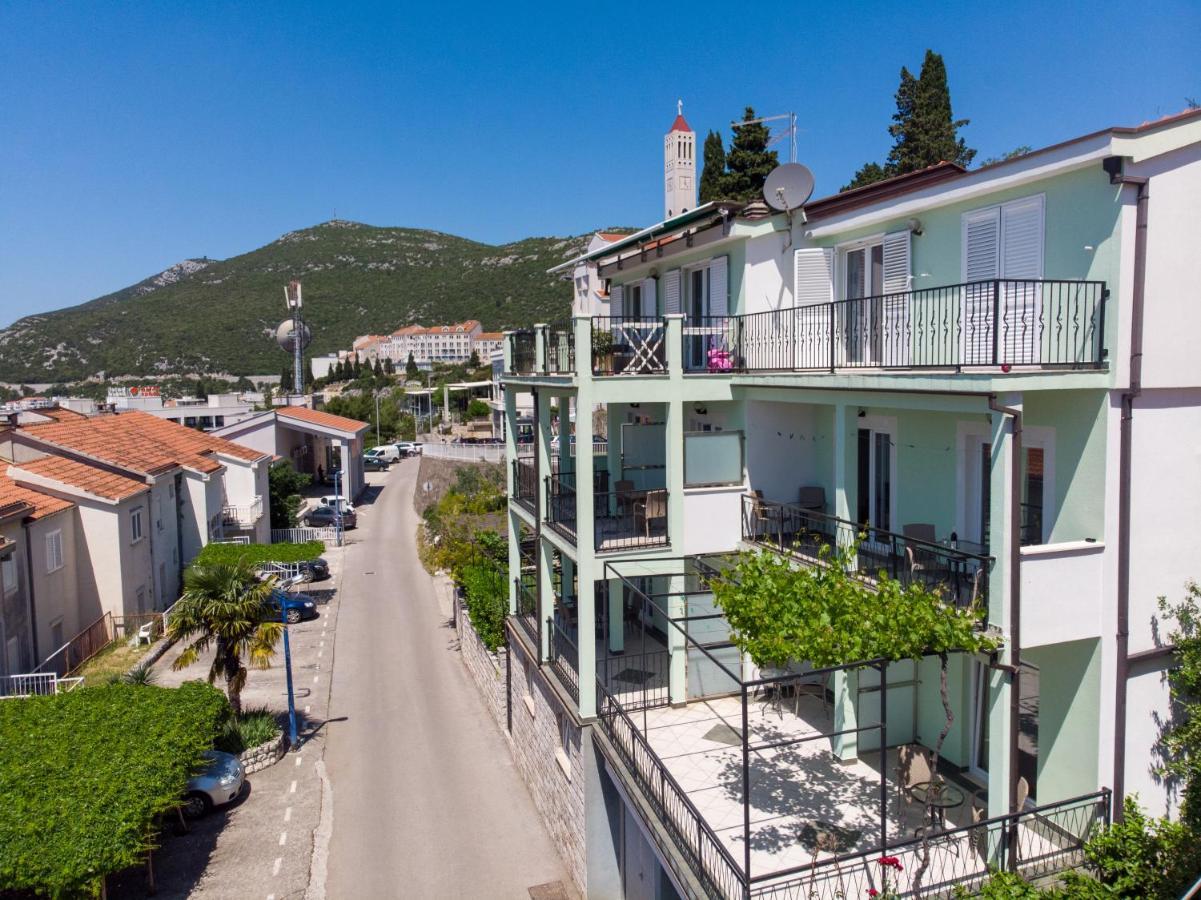 Apartments & Rooms Leon نيوم المظهر الخارجي الصورة