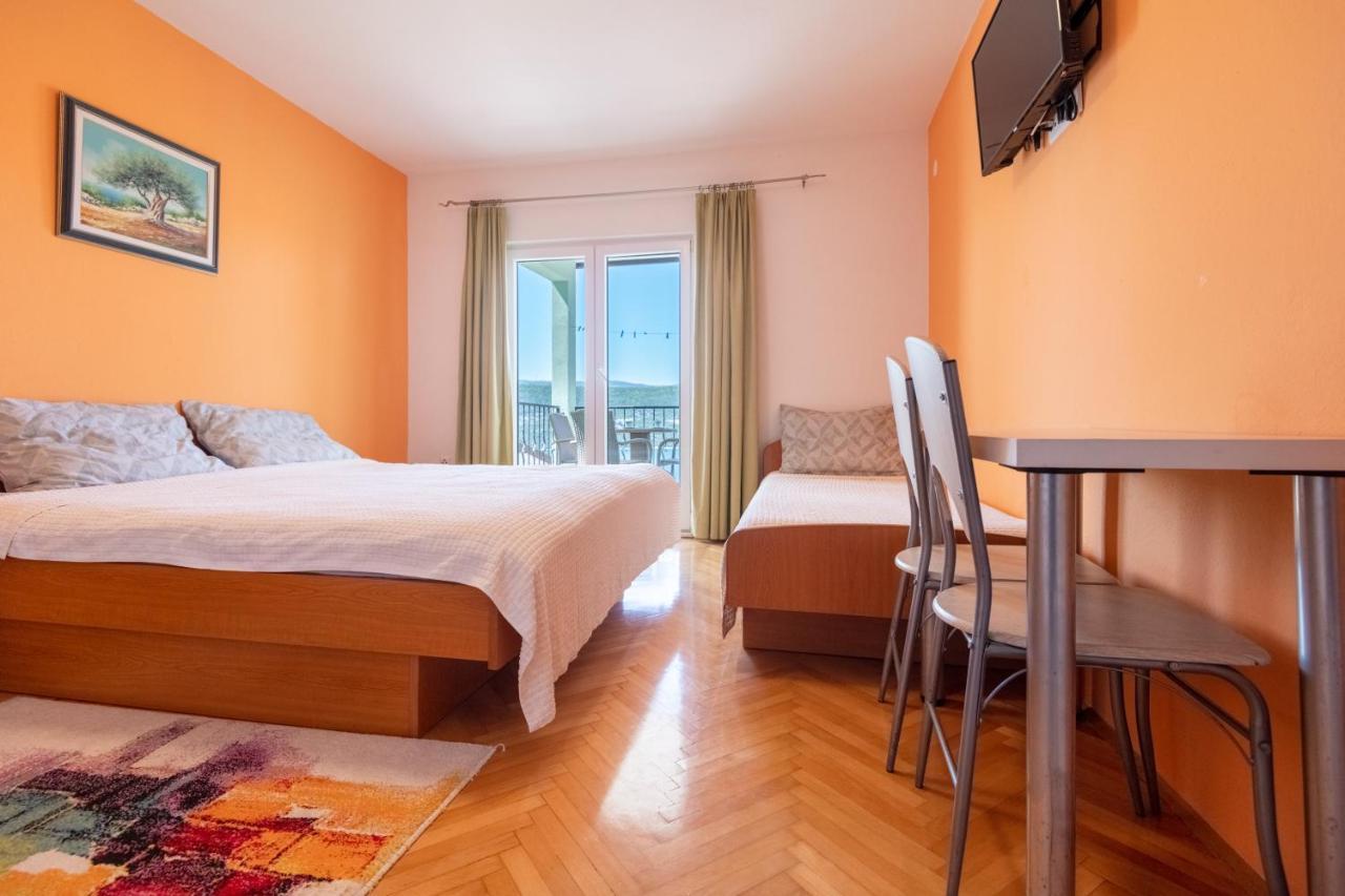 Apartments & Rooms Leon نيوم المظهر الخارجي الصورة