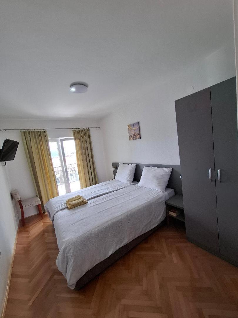 Apartments & Rooms Leon نيوم المظهر الخارجي الصورة