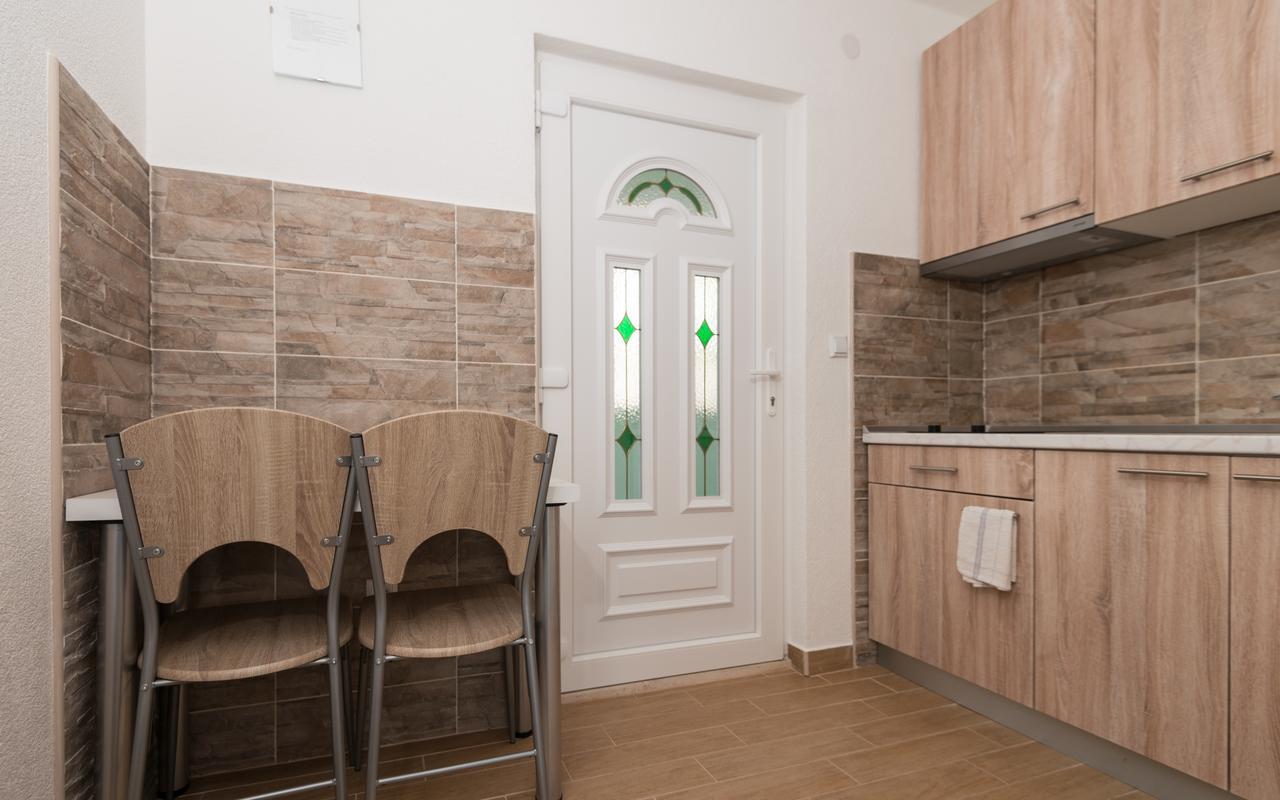 Apartments & Rooms Leon نيوم المظهر الخارجي الصورة