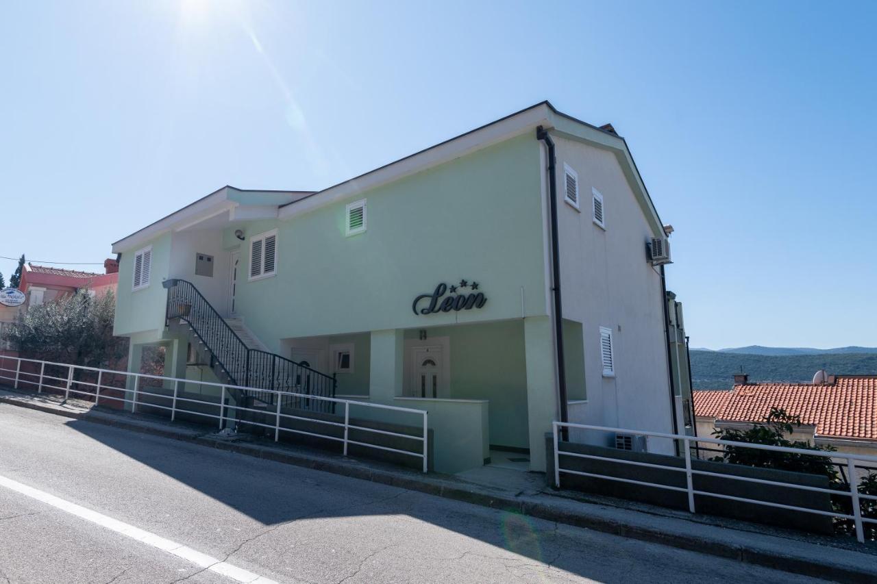 Apartments & Rooms Leon نيوم المظهر الخارجي الصورة